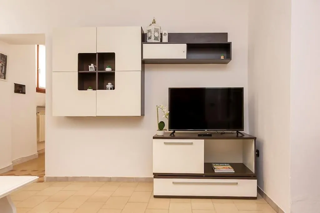 Casa Nicole Self Check-In Villa Albizzate Casa vacanze